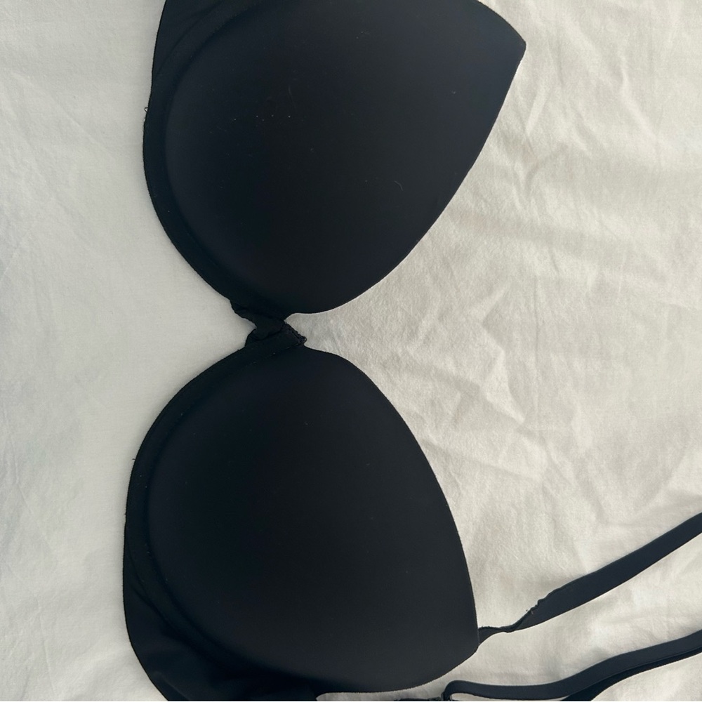 Victorias Secret Push Up Bra 32DD